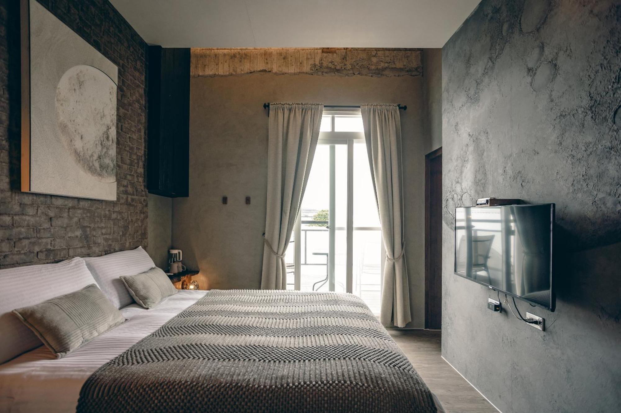 Bed and Breakfast Original House Чишан Экстерьер фото