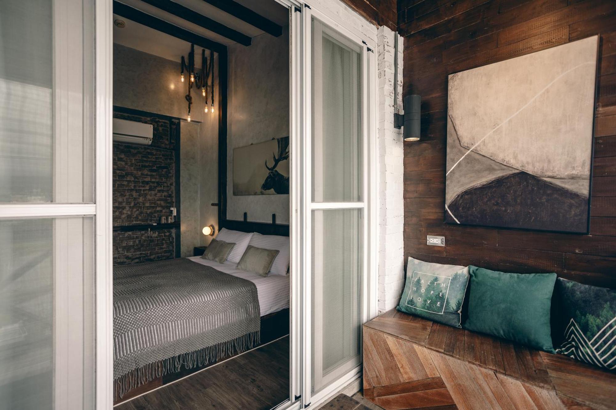 Bed and Breakfast Original House Чишан Экстерьер фото